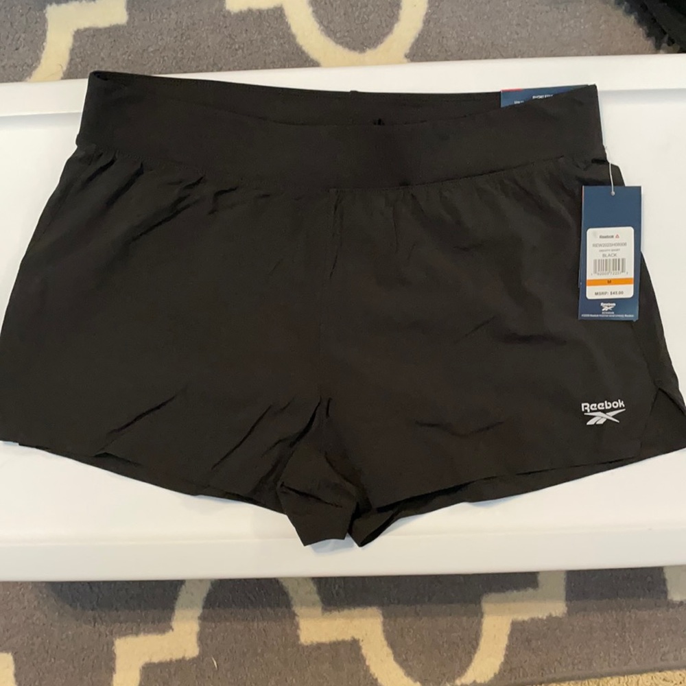 Reebok running short